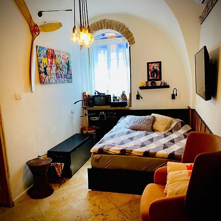 La Guta Studio Suite The Milano Suite Baitulmaqdis Luaran gambar